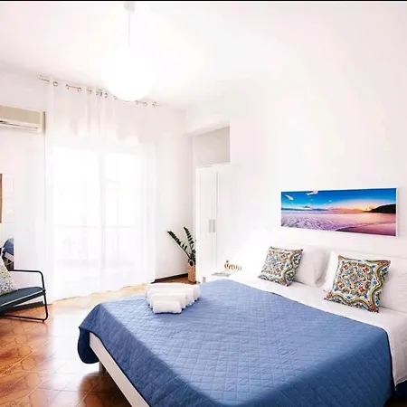 Limonce' Home: Coastal Retreat With Sea Views And Veranda Apartment